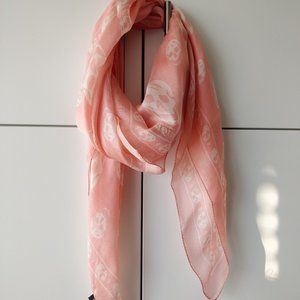 Authentic Alexander McQueen Flamingo Pink 100% Silk Skull Scarf (Never Worn)